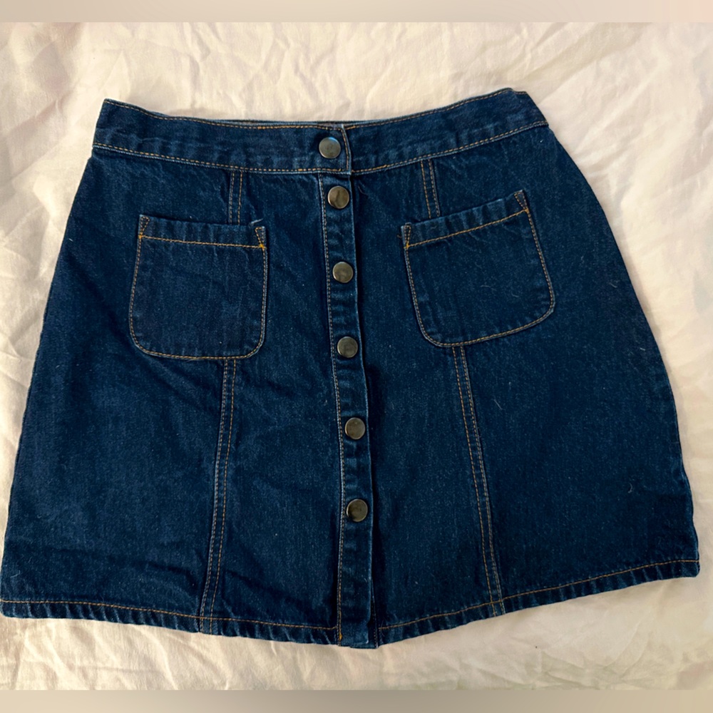 BDG Medium Denim Skirt